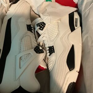 Jordan White and Black Men's Shoes in good shape